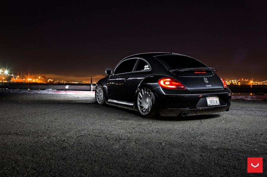  Volkswagen Beetle on Vossen Wheels (VLE1) 2015 года  (фото 2 из 7)